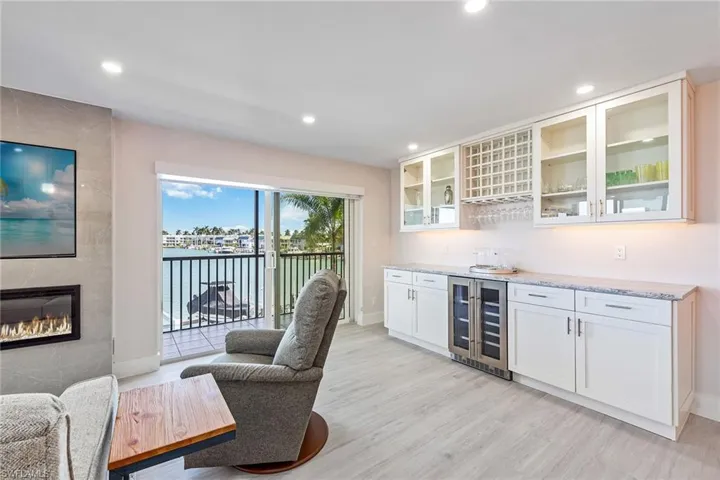 3000 Gulf Shore Blvd N # 216, Naples Fl 34103