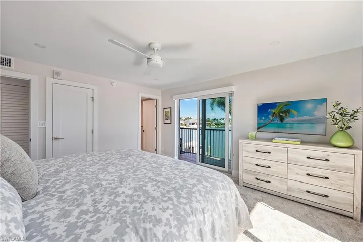 3000 Gulf Shore Blvd N # 216, Naples Fl 34103