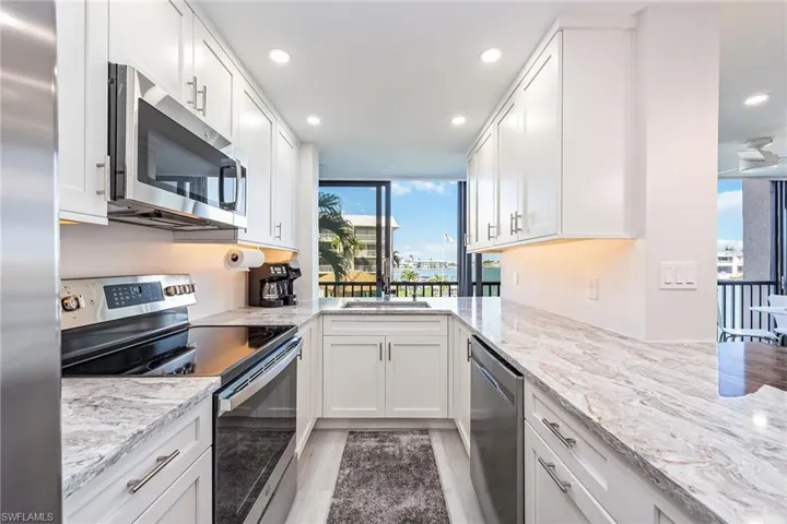 3000 Gulf Shore Blvd N # 216, Naples Fl 34103