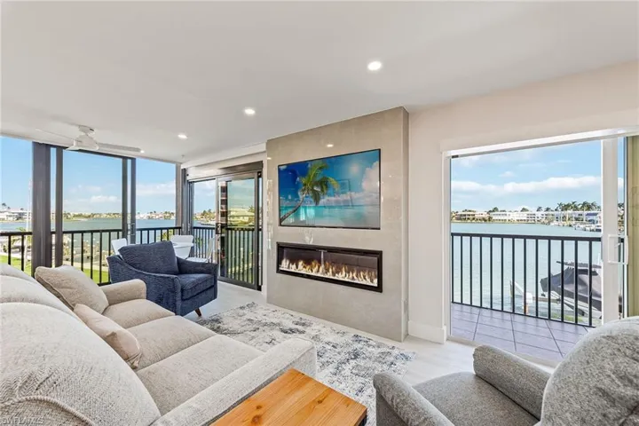 3000 Gulf Shore Blvd N # 216, Naples Fl 34103