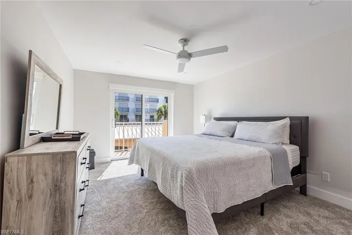 3000 Gulf Shore Blvd N # 216, Naples Fl 34103