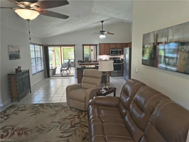 2306 8th St, Cape Coral, Florida 33990