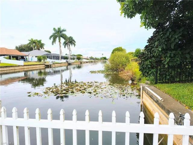 2306 8th St, Cape Coral, Florida 33990