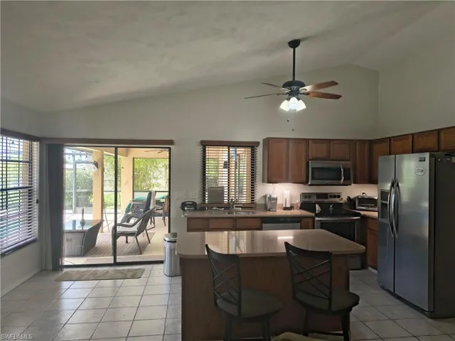 2306 8th St, Cape Coral, Florida 33990