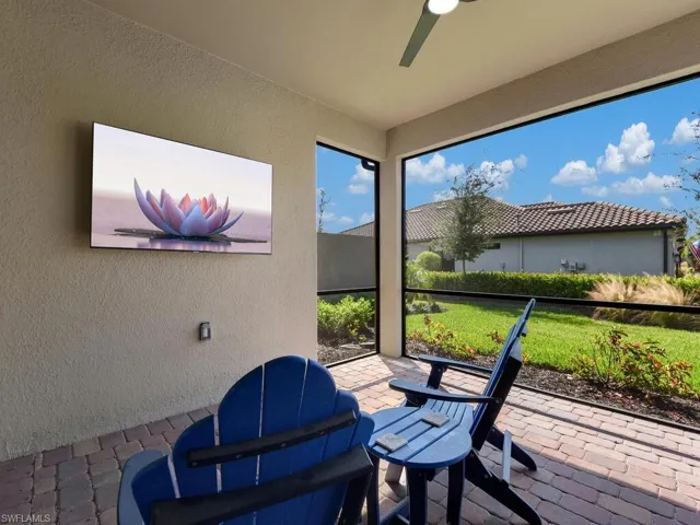 Extended Back Lanai