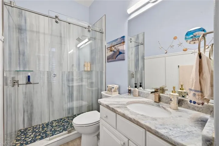 9512 Mariners Cove Ln, Fort Myers, Florida 33919