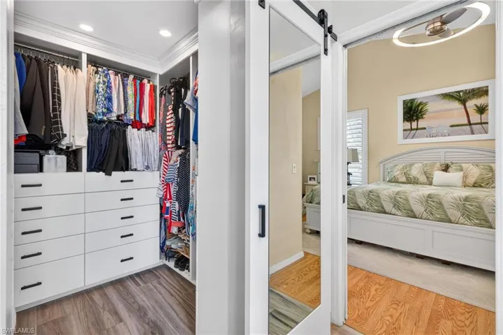 9512 Mariners Cove Ln, Fort Myers, Florida 33919