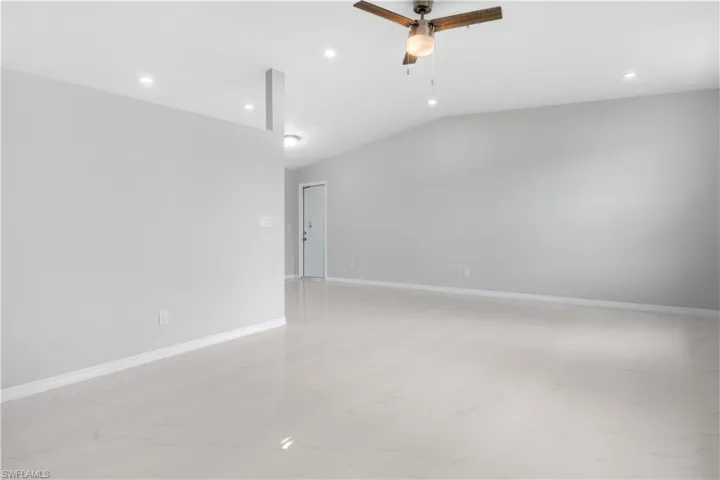 2100 NE 14th  PL, Cape Coral, FL 33909