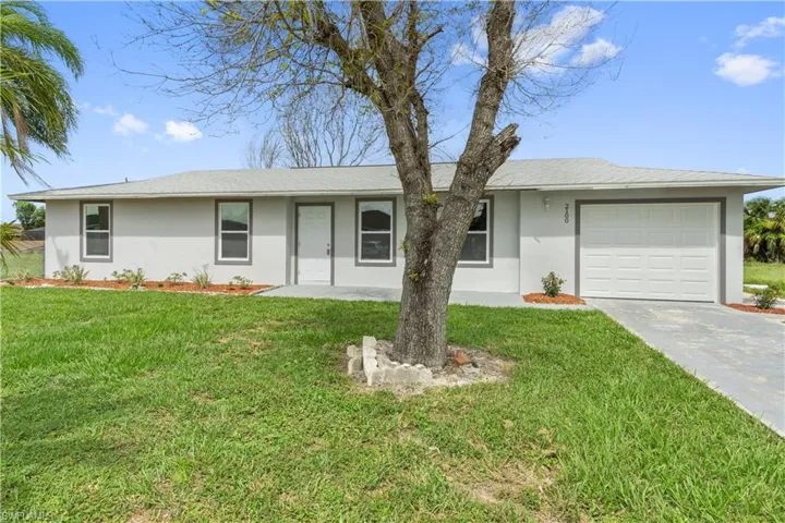 2100 NE 14th  PL, Cape Coral, FL 33909