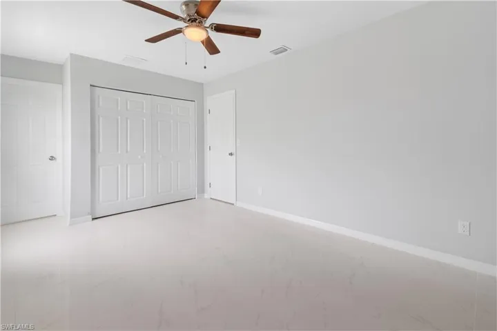 2100 NE 14th  PL, Cape Coral, FL 33909