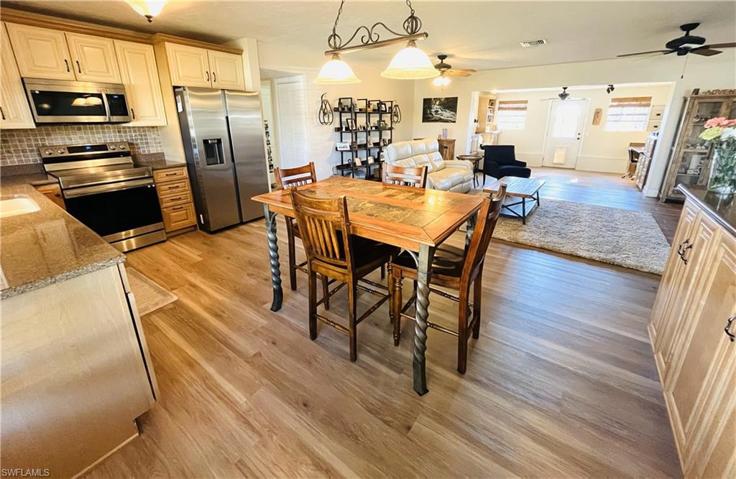 5110  Rutland  CT, Cape Coral, FL 33904