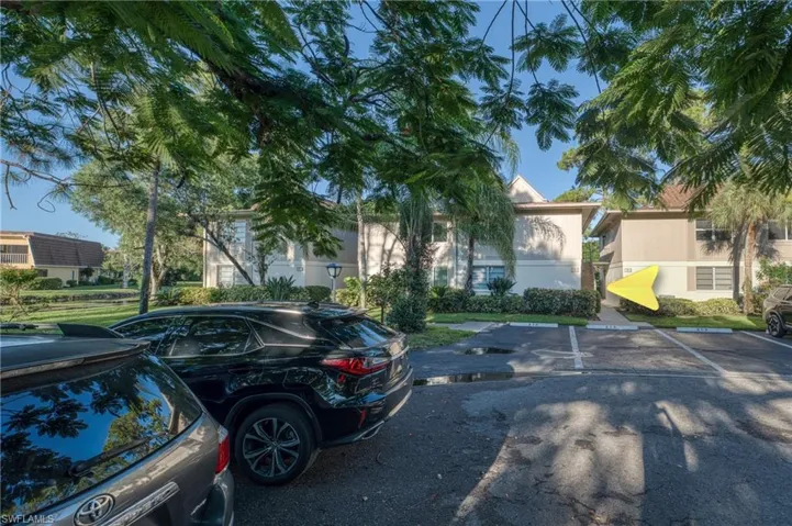 19  Bob O Link  CT, Naples, FL 34105