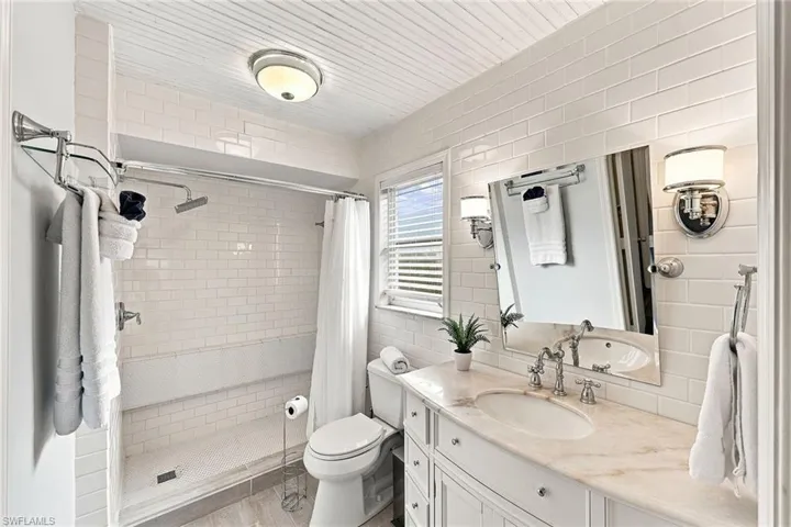 862 97th Ave N, Naples, Florida 34108