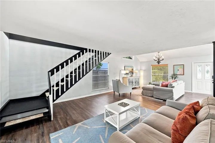 862 97th Ave N, Naples, Florida 34108