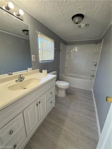 21  Ocho Rios  , Naples, FL 34114