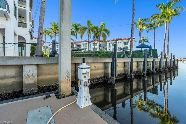 1500 5th Ave S, Naples, Florida 34102