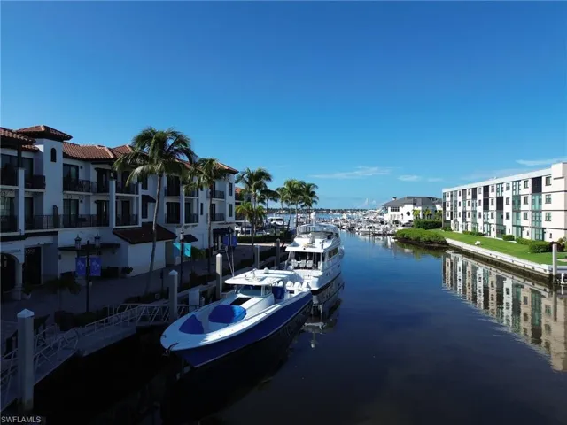 1500 5th Ave S, Naples, Florida 34102