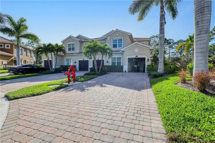 1Car garage plus 4 parking spaces!