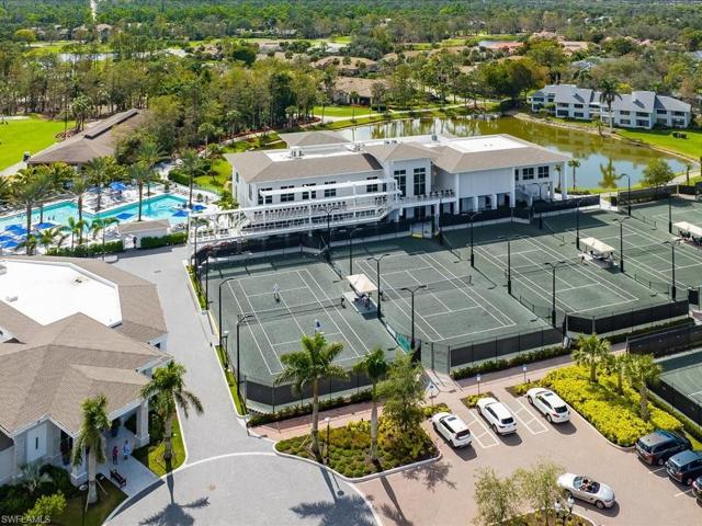 ClubTennis courts