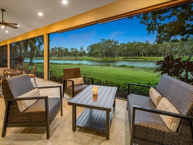lanai seating area