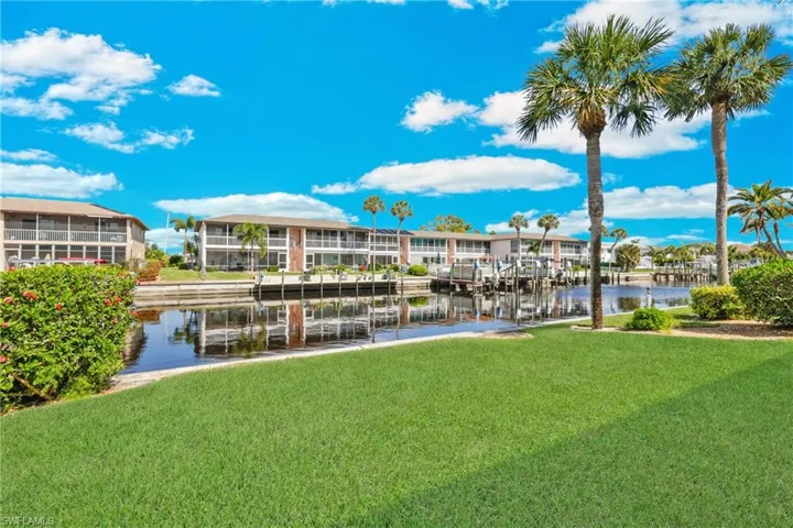 809 SE 46th  LN, Cape Coral, FL 33904
