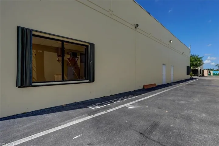 17030  Alico Commerce  CT, Fort Myers, FL 33967