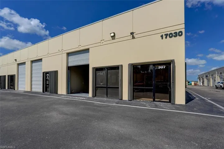 17030  Alico Commerce  CT, Fort Myers, FL 33967