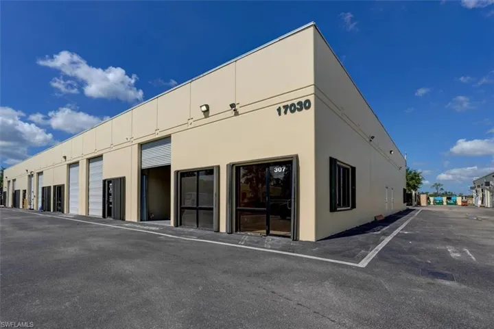 17030  Alico Commerce  CT, Fort Myers, FL 33967