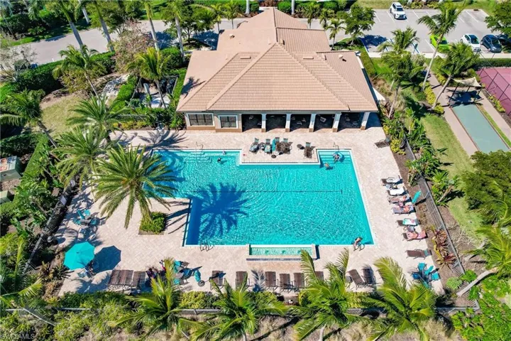 26209 Palace LN # 102, BONITA SPRINGS FL 34135