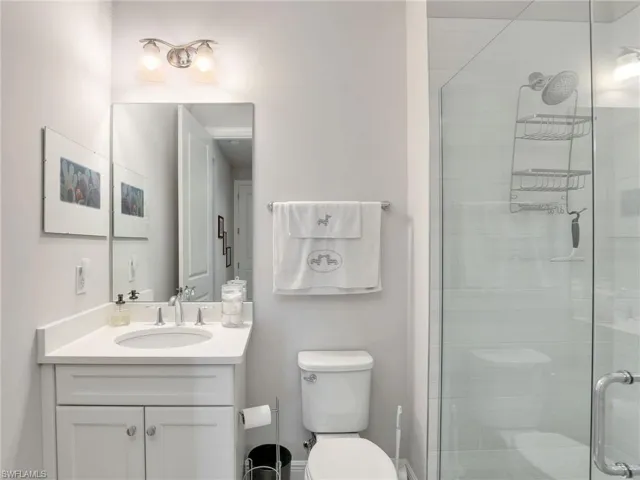 10047  Florence  CIR, Naples, FL 34119
