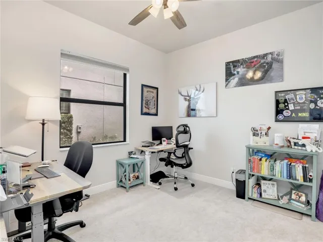 10047  Florence  CIR, Naples, FL 34119