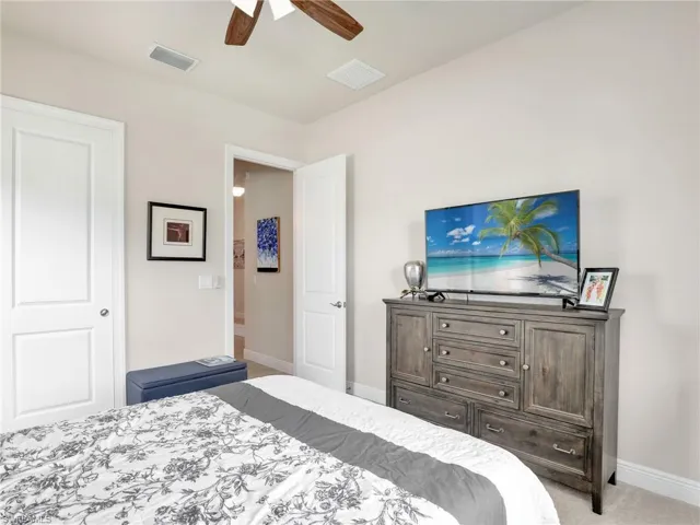 10047  Florence  CIR, Naples, FL 34119