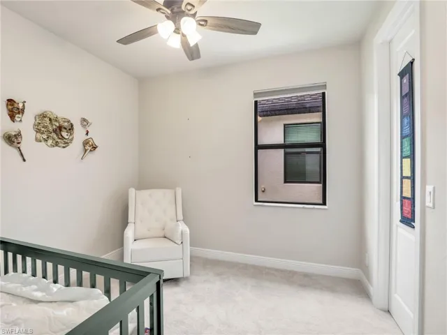 10047  Florence  CIR, Naples, FL 34119