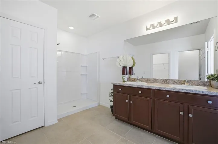 10884 Marble Brook Blvd, Lehigh Acres, Florida 33936