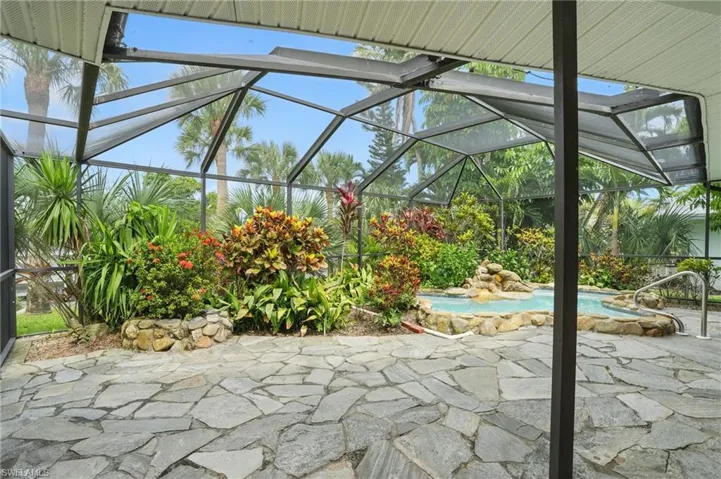 5305 Darby Ct, Cape Coral, Florida 33904