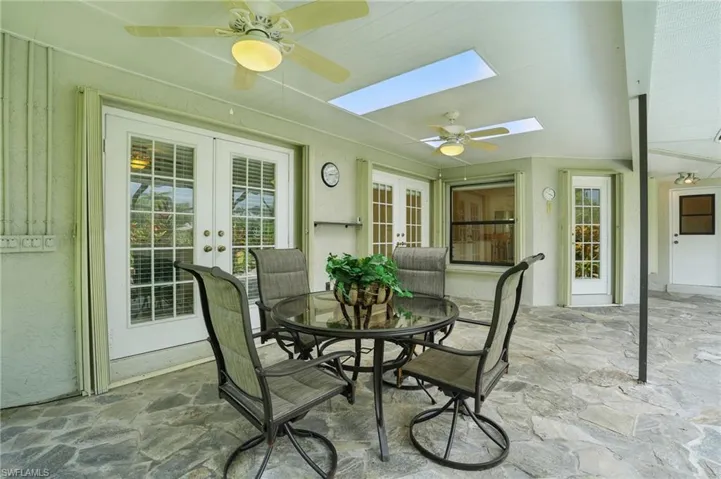 5305 Darby Ct, Cape Coral, Florida 33904