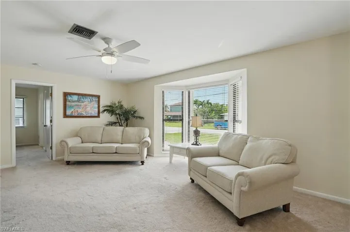 5305 Darby Ct, Cape Coral, Florida 33904