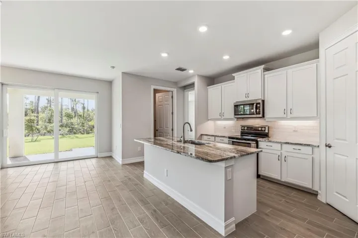 3792  Crosswater  DR, North Fort Myers, FL 33917