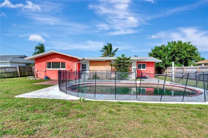 4411 SE 14th  PL, Cape Coral, FL 33904