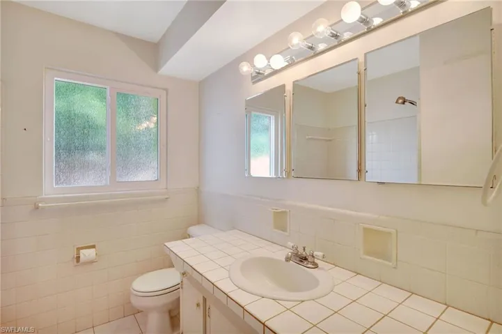 4411 SE 14th  PL, Cape Coral, FL 33904