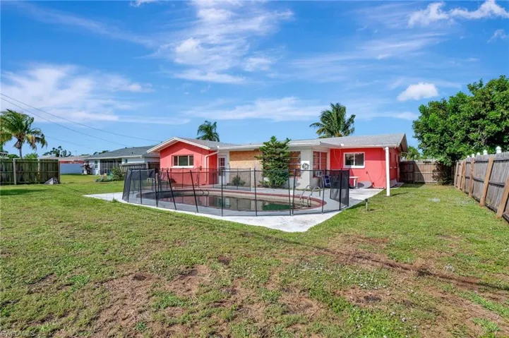 4411 SE 14th  PL, Cape Coral, FL 33904