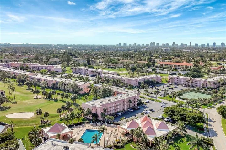 150 Turtle Lake Ct # 309, Naples Fl 34105