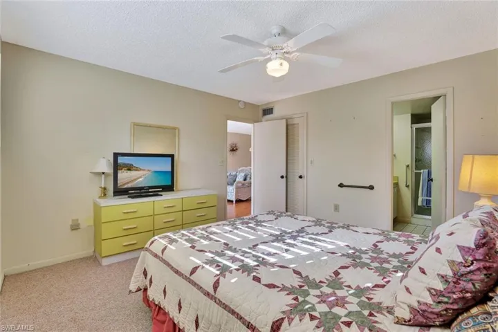 150 Turtle Lake Ct # 309, Naples Fl 34105