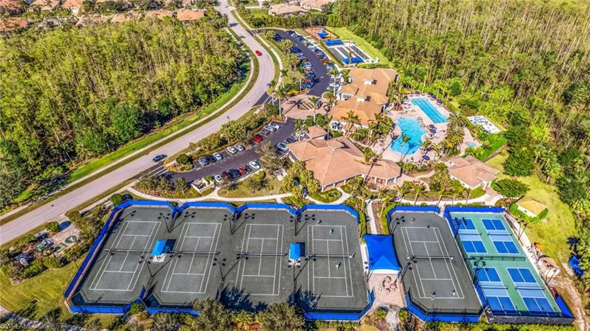 11108  Laughton  CIR, Fort Myers, FL 33913
