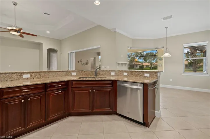 11108  Laughton  CIR, Fort Myers, FL 33913