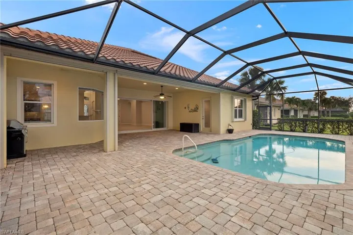 11108  Laughton  CIR, Fort Myers, FL 33913