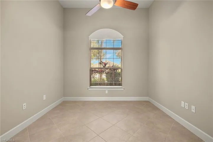 11108  Laughton  CIR, Fort Myers, FL 33913