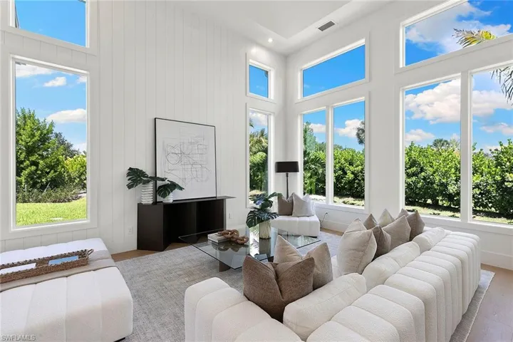 2309 Anthony Ct, Naples, Florida 34109