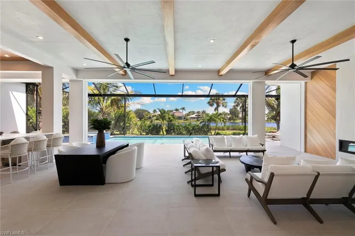 2309 Anthony Ct, Naples, Florida 34109