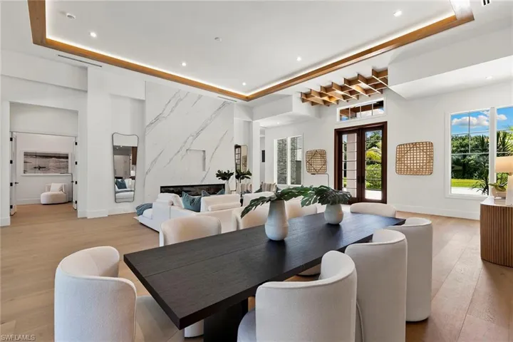 2309 Anthony Ct, Naples, Florida 34109